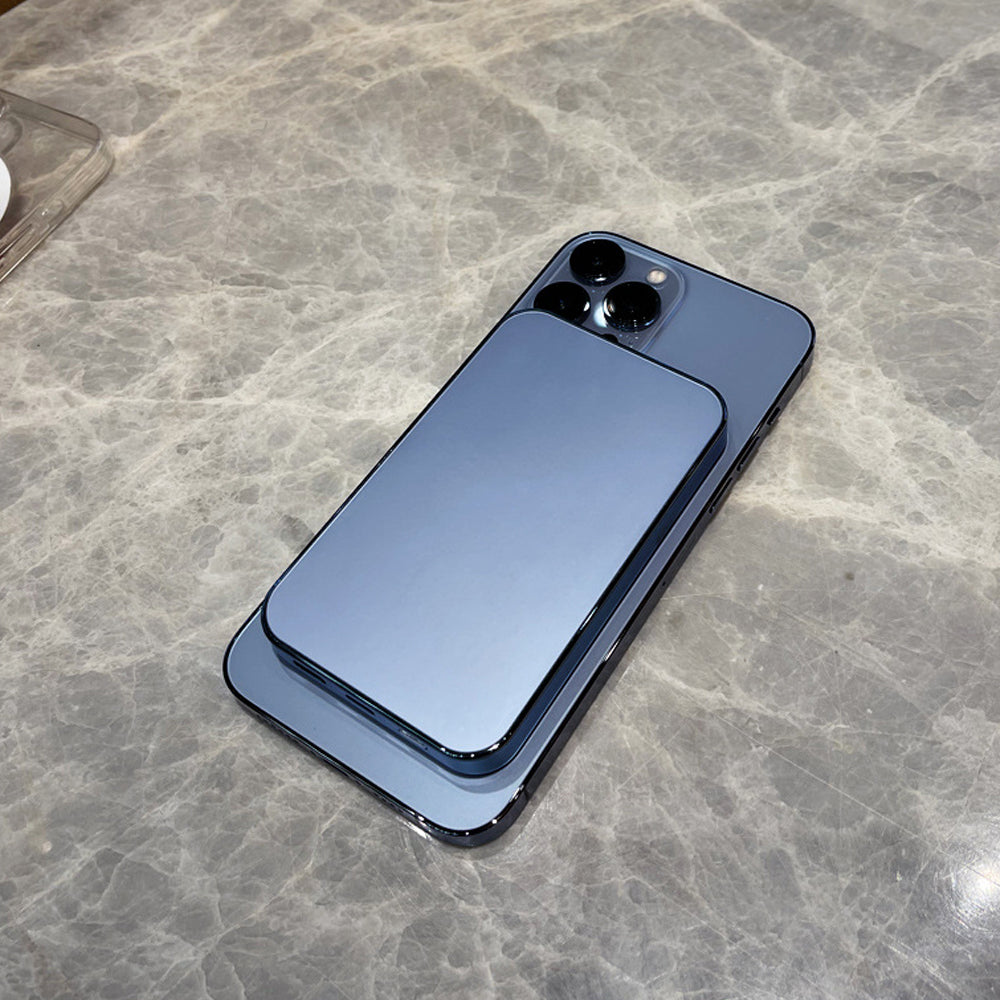 High-Capacity Three-in-One Wireless Power Bank